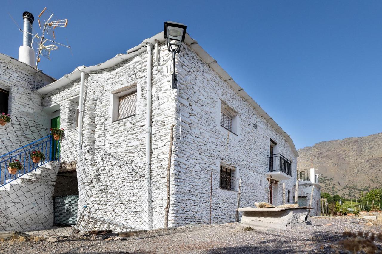 Casa Rural El Fuerte De Atabuey Trevélez Kültér fotó
